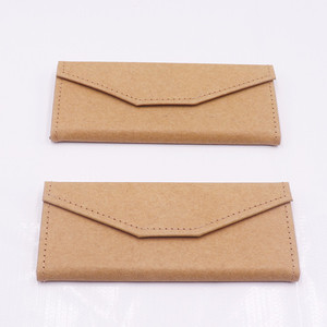 ECO Friendly naturale di <span class=keywords><strong>carta</strong></span> Kraft occhiali da sole caso triangolo pieghevole occhiali da vista Custodia Custodia personalizzata per occhiali da vista - Product Image 6