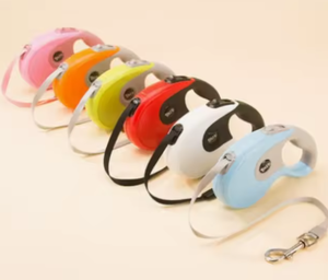 Correa Retráctil Automática de ABS para Perros de Razas Pequeñas y Medianas - Accesorios para Pasear Perros - Product Image 3