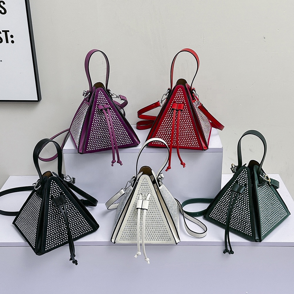 2024 Unique Shape Diamond Triangle Handbag - Trendy Fashion
