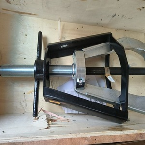 POSI LOCK Manual Self Locking Self Centering <b>Puller</b> 3 In Mini Spread Three Jaw Gear <b>Puller</b> Industrial Shaft Drive Model 210 - Product Image 2