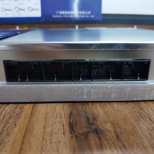 Contrôleur SK200-8 SK300-8 SK210 YN22E00193F5 YN22E00354F5 Unité de commande du moteur YN22E00234F6 - Product Image 1
