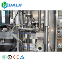 Ligne de production de remplissage isobare entièrement automatique pour boissons énergisantes gazeuses en canettes de 500 ml, 4000 canettes par heure