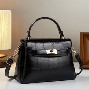 Women's Retro Frosted Lock <b>Small</b> Square Crossbody Bag 2026 New Korean Mobile Phone Polyester Lining Cover Closure - Product Image 4