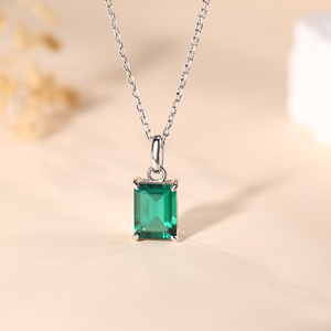 Collar de Plata de Ley 925 Personalizado, Collar de Plata de Ley de Alta Gama Chapado en Platino de 18K con Esmeralda Talla Esmeralda - Product Image 3