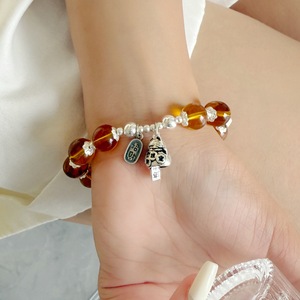 สร้อยข้อมือเงินแท้ S925 ประดับคริสตัลสีเหลืองรูปแมวนำโชค ดีไซน์เสริมดวงโชคลาภ เหมาะสำหรับทั้งชายและหญิง ของขวัญเครื่องประดับเสริมดวง - Product Image 1