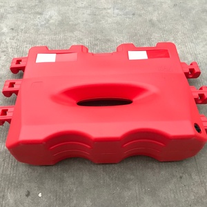 Barrera de Seguridad Vial de HDPE Rojo de 900 mm, Tipo Trafitambos, Llena de Agua, con Reflejante Prismático de Alta Intensidad para Estacionamientos - Product Image 4
