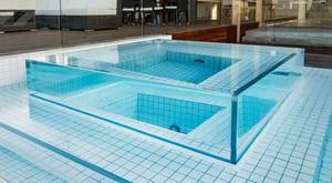 ระบบสระว่ายน้ำอะคริลิคแบบแยกส่วนเกรดพาณิชย์แบบสปาหรูติดผนังคริสตัลแบบครบวงจร - Product Image 4