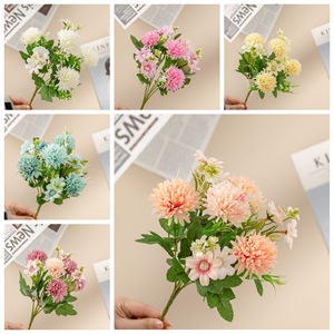 Bouquet de chrysanthèmes artificiels CallaFloral rose et blanc, décoration de mariage, arrangement floral haute simulation, 7 têtes - Product Image 3