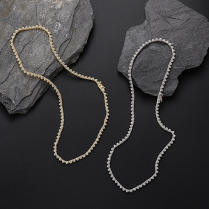 Cadena con Forma de Corazón, 3 Circonitas, Cadena de Tenis, Cobre con Microincrustaciones de Circonita, Collar Hip-hop de Una Sola Fila, Moda Tanjing - Product Image 1