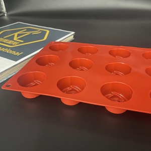 แม่พิมพ์อบขนมรูปดอกกุหลาบ 3 มิติ 15 ช่อง ยี่ห้อ <span class=keywords><strong>KaiLan</strong></span> ทำจากซิลิโคนแพลตตินัมเกรดอาหาร ปลอดสารพิษ ไม่ติดกระทะ ใช้กับเครื่องล้างจานและเตาอบได้ - Product Image 3