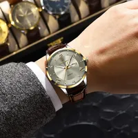 Montre pour homme de style original, boîtier en acier inoxydable, bracelet en cuir, cadran à chiffres romains, lumineuse, étanche, pour les affaires