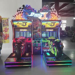 Machine d'arcade de course de motos dynamique et connectable pour 2 joueurs, simulateur à monnayeur pour centres de jeux compétitifs multijoueurs - Product Image 5