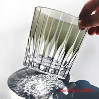 Verre à whisky et à brandy en cristal japonais Edo Kiriko avec design kaléidoscope, emballage en coffret cadeau en bois
