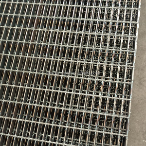 Grilles <span class=keywords><strong>en</strong></span> acier inoxydable modernes, résistantes à la rouille, longue durée de vie, <span class=keywords><strong>en</strong></span> tôle galvanisée à chaud, construction <span class=keywords><strong>en</strong></span> zinc - Product Image 1