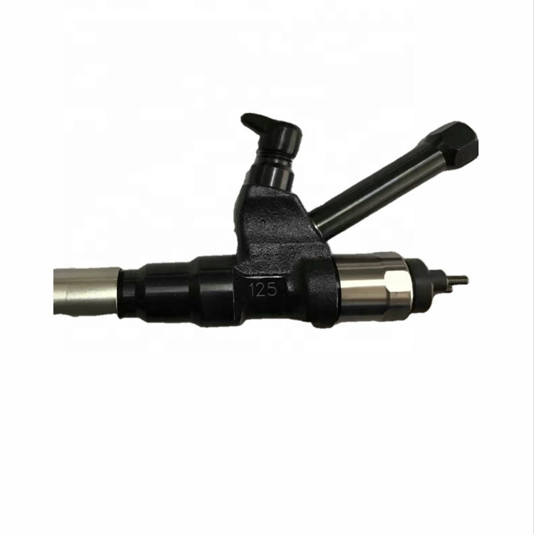 High Quality Diesel Fuel Injector 095000-5215 Common Rial Injector 23670-E0351 With Nozzle DLLA150P835 For HINO