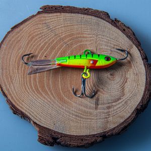 Señuelo de pesca biomimético de 63mm y 10g, cebo duro para pesca en hielo, cebos de agua dulce para peces de aguas medias, YJQ48 - Product Image 1