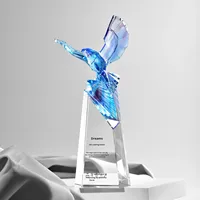 Trophée en cristal de verre gravé au laser sablé personnalisé - Aigle - Récompense créative pour les employés exceptionnels - Récompense annuelle de la réunion - Commémorative