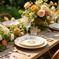 Assiettes en papier à motifs floraux en gros pour mariages dans les jardins, fêtes prénuptiales et goûters