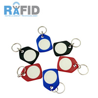 Porte-clés électronique RFID inductif sans contact haute fréquence, personnalisé, en forme de pentagone, avec puces de lecture/écriture, adapté au contrôle d'accès