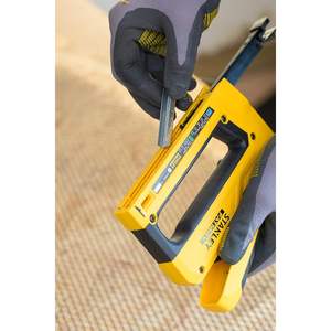 Engrapadora Manual de Alta Resistencia Stanley Fatmax Reverse Squeeze Tacker 23 8 - Product Image 6