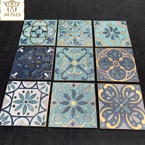 Carreaux de céramique marocains bleus dorés à motifs floraux 200x200mm, carreaux décoratifs plaqués or pour murs et sols de cuisine et salle de bain - Product Image 3