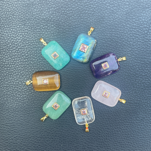 Dijes de Cuarzo Cristal Natural Chapados en Oro para Hacer Joyería DIY con Colgantes de Piedras Mixtas para Regalo - Product Image 3