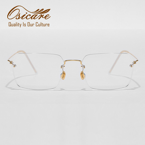 Occhiali Anti Luce Blu con Cerniere <span class=keywords><strong>in</strong></span> <span class=keywords><strong>Titanio</strong></span> Personalizzate, <span class=keywords><strong>Montature</strong></span> per Occhiali da Vista di Design di Marca all'Ingrosso - Product Image 3