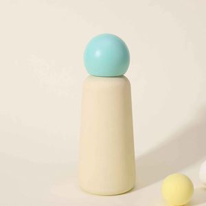 Sculptures en céramique colorées avec des sommets sphériques et des bases coniques pour une présentation décorative - Product Image 2