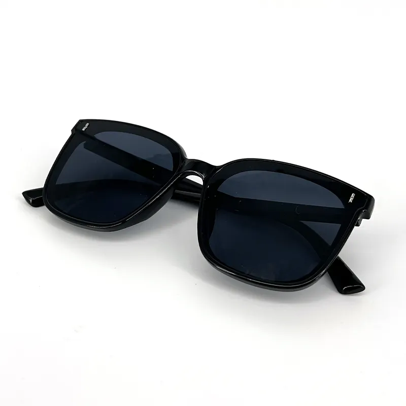 2024 новые роскошные брендовые дизайнерские солнцезащитные очки для мужчин и женщин с защитой от ультрафиолетовых лучей в тонкой упаковке