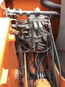 Pelle sur chenilles hydraulique Hitachi ZX60 de 6 tonnes d'occasion de haute qualité, Japon d'origine, certifiée CE, emballage EPR Allemagne - Product Image 2