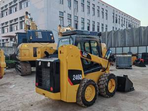รถตักล้อยางมือสอง CAT 246D ระบบไฮดรอลิกเดิมๆ ใช้งานได้ดี รถตักขนาดเล็กยี่ห้อ Caterpillar จากอเมริกา สภาพดี - Product Image 2