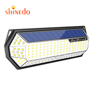 Applique murale <span class=keywords><strong>solaire</strong></span> LED avec détecteur de <span class=keywords><strong>mouvement</strong></span>, luminaire d'extérieur, lumière de sécurité, idéale pour un <span class=keywords><strong>jardin</strong></span>, une porte d'entrée ou une marche arrière - Product Image 1