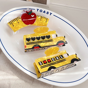 Phim Hoạt Hình Xe Buýt Trường Học Acrylic Móng Vuốt Tóc Với <span class=keywords><strong>Bling</strong></span> Rhinestone Tùy Chỉnh Vui Apple Cai Trị Cá Mập Tóc Clip - Product Image 3