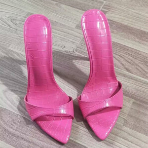 Eleganti Sandali da Donna con Tacco Alto Sottile e Suola Rossa, Ciabatte Leggere Super Alte Viola - Product Image 5