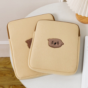 Hecho en China Logotipo personalizado Bordado impermeable Acolchado Bicapa Laptop Bag Bear Design Laptop Sleeve Bag - Product Image 5