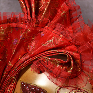 <span class=keywords><strong>Maschera</strong></span> a pieno facciale da <span class=keywords><strong>donna</strong></span> colore rosso plastica scintillante elegante <span class=keywords><strong>Costume</strong></span> di carnevale veneziano decorazione per feste a buon mercato - Product Image 4