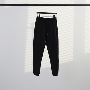 Kordelzug-Jogginghose für Damen mit Knöchelbündchen, Hochgeschnittene Weite Hose mit Taschen, Lässige Sport- und Fitnesshose - Product Image 2