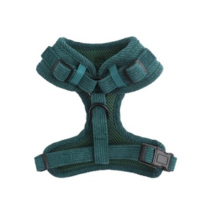 QQPETS Luxus-Hundegeschirr-Set Benutzer definiertes Gummi-Logo mit Halsbändern für Haustier leinen Kit Green Cord Velvet Vest Style für Welpen - Product Image 5
