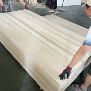 Tablas de Madera de Álamo Natural Grado AB, Tablas de Madera Sólida de 4x8 pies para Venta al por Mayor - Product Image 1