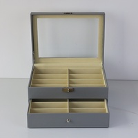 Boîte à lunettes de soleil en cuir personnalisée de luxe Organisateur gris à double tiroir Forme rectangulaire pour vitrine de rangement de lunettes