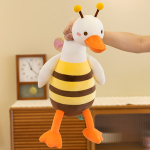 Nuevo Estilo Peluche de Ganso Blanco Grande Transformado en Abeja, Juguete de Peluche Creativo, Almohada, Regalos de Cumpleaños, Venta al por Mayor - Product Image 4