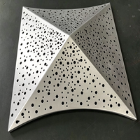Panneau de façade en aluminium pour matériaux de construction, découpe perforée sur mesure, design moderne 3D, mur-rideau architectural extérieur