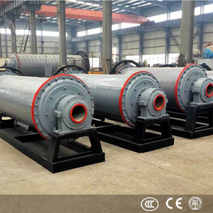 Petit broyeur à boulets modèle 900*1800 avec moteur AC, capacité de 200t/h, largement utilisé pour le broyage et le traitement des minerais non métalliques - Product Image 1