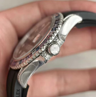 Montre automatique mécanique de plongée de luxe multifonctionnelle avec logo personnalisé, lunette incrustée de pierres précieuses arc-en-ciel, bracelet en cuir, verre