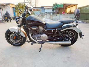 La Classica <span class=keywords><strong>Moto</strong></span> Cruiser Benda Greystone 300cc, una <span class=keywords><strong>Moto</strong></span> Retrò a Benzina Elegante e Accattivante - Product Image 5
