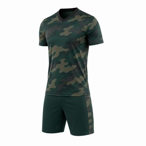 Premium 2026 Emerald Forest Camo Patroon Voetbalshirt Set Custom Sublimatie Voetbaluniform Heren Team Trainingskleding OEM - Product Image 5