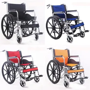 Fauteuil roulant manuel pliable portable de haute qualité fauteuil roulant à pneu solide de 24 pouces avec accoudoir pour les personnes âgées et handicapées