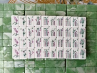 En stock : Tuiles de Mahjong américaines en acrylique, couleur vert jade clair, 160 pièces, 3 couches, Mahjong moderne de qualité supérieure, accepte OEM ODM