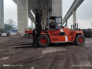 Carretilla elevadora usada Mitsubishi Kalmar FD300 30ton Carretilla elevadora de segunda mano Buenas condiciones de trabajo en stock Venta caliente 20ton 25 Ton - Product Image 6