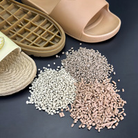 Granulés de PVC gris de haute qualité, PVC recyclé, granulés de PVC broyés pour chaussures, pantoufles, isolation de tuyaux et fils, jouets en plastique